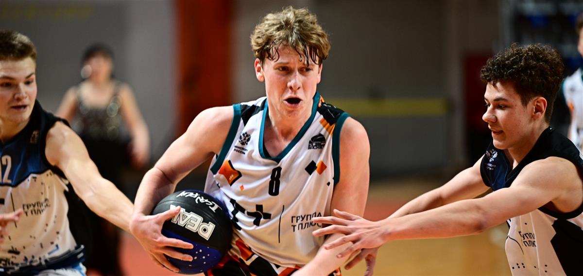 В Иванове прошел региональный финал чемпионата ШБЛ "КЭС-БАСКЕТ"